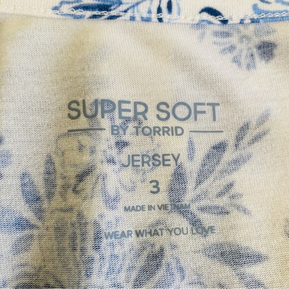 Torrid Super Soft Jersey Knit Tiered Baby doll Top Size 3 - Picture 5 of 7